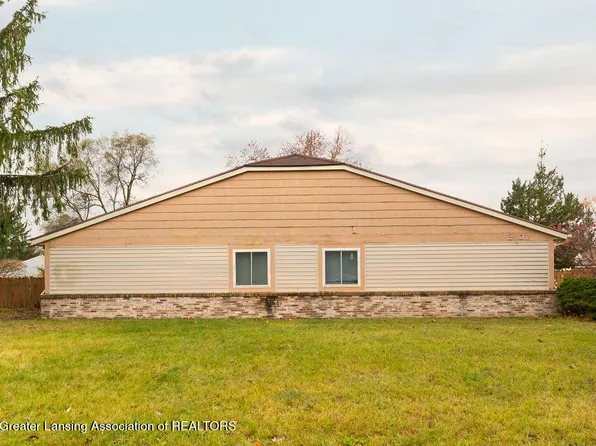 2131 Adelpha Ave, Holt, MI 48842