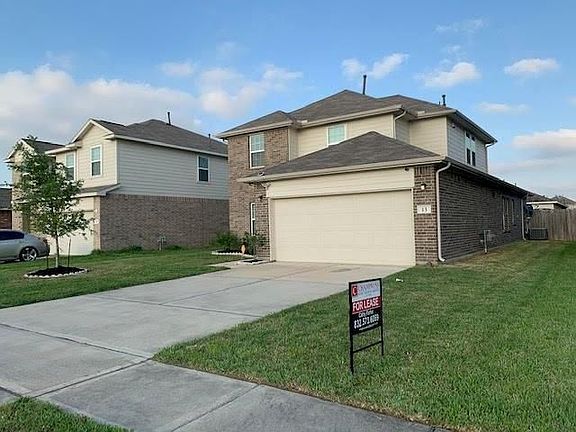 2nd image of 13 Rose Desert Ct