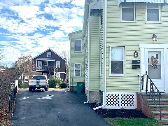 3rd image of 8 Franklin St #1
