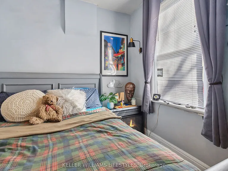 86 Byron Ave E #2 — Photo 26