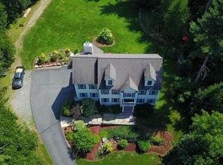 294 Hall St, Dunstable, MA 01827