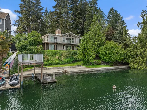 4905 Jenks Point Way E, Lake Tapps, WA 98391