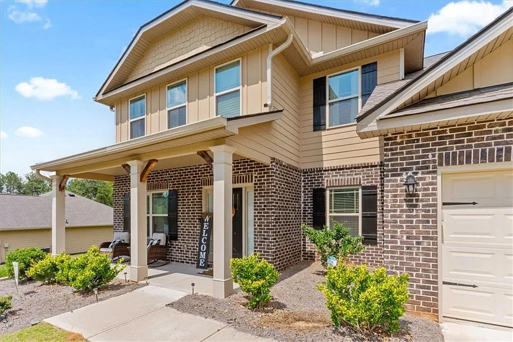 5 bed, 3.5 bath, 3429 sqft, $3,000 — Photo 4