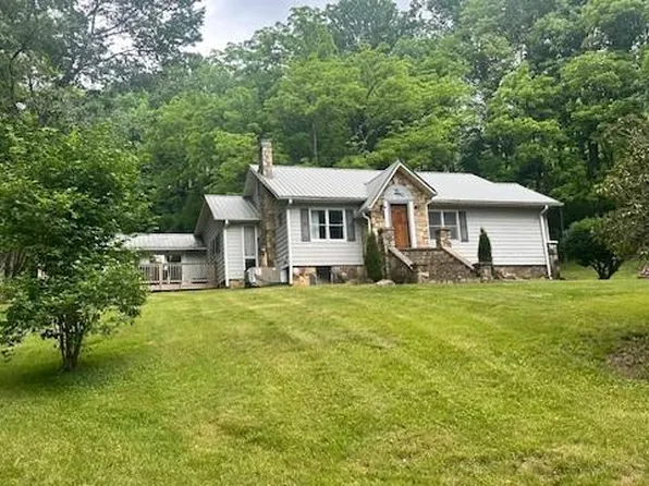2195 Old Mountain Rd, Mars Hill, NC 28754