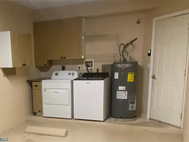 8649 Athena Ct — Photo 10