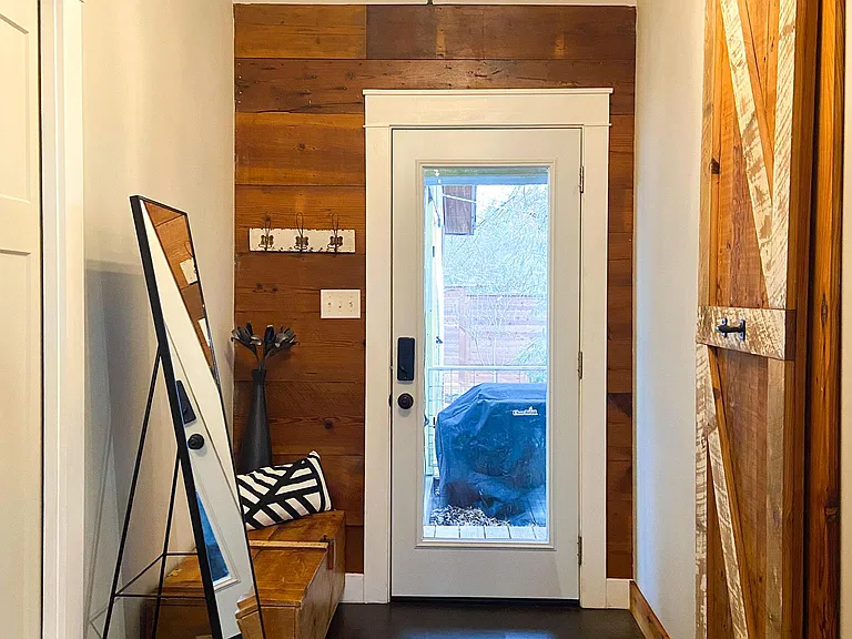 Lee St — Photo 11
