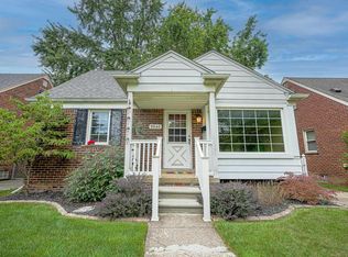 9940 Hubert Ave, Allen Park, MI 48101