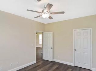 1921 Saltu Dr, Redding, CA 96002