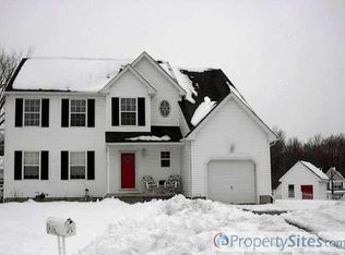 5 Tulip Ct, Deptford, NJ 08096