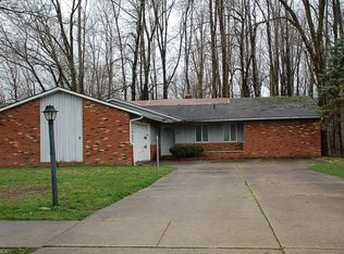 1106 Old Eagle Dr, Brunswick, OH 44212
