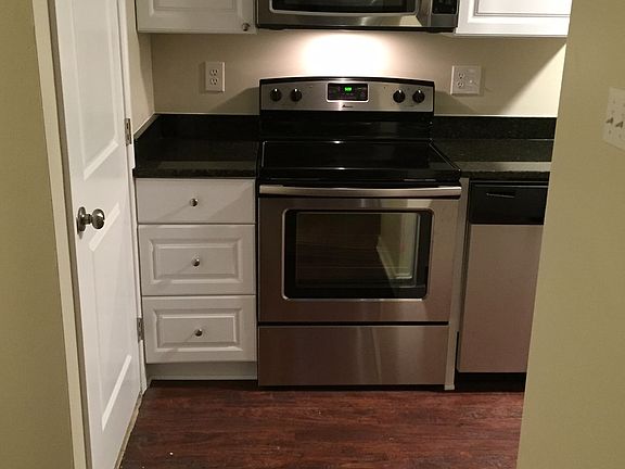 5th image of 8400 Muldoon Ct APT 106
