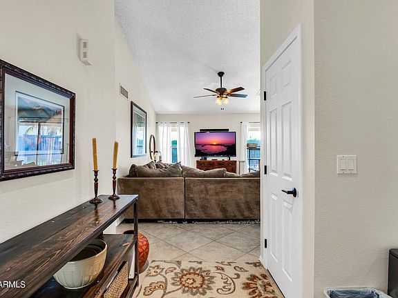 4th image of 1301 E Taro Lane