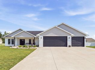 5372 Pasture Ct, Omro, WI 54963