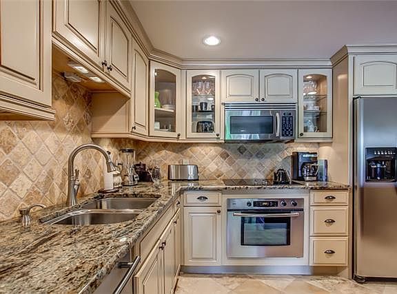 3rd image of 6666 Brookmont Ter APT 206
