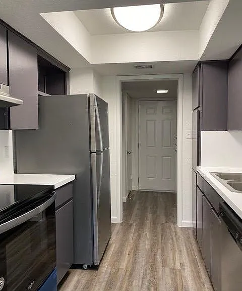 The Oaks Apartments — Photo 60