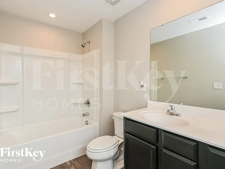 7415 Irwin Rd — Photo 9