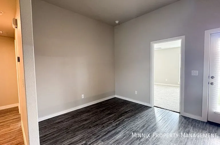3219 Abbeville Ave — Photo 19