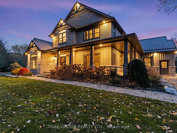 3rd image of 662 Foss Rd