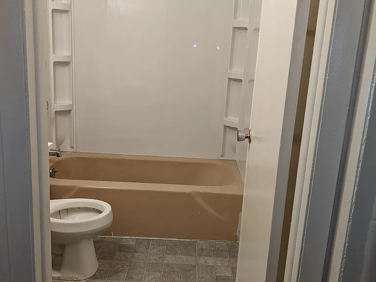 2050 Lilac Ln — Photo 11