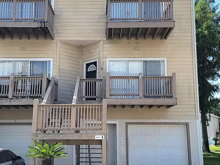4 Yacht Club Dr #9 — Photo 27