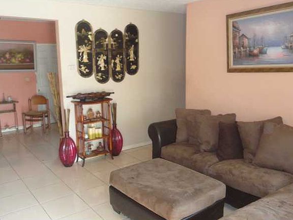 3rd image of 921 Opa Locka Blvd