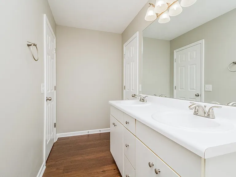 1416 Westview Dr — Photo 13