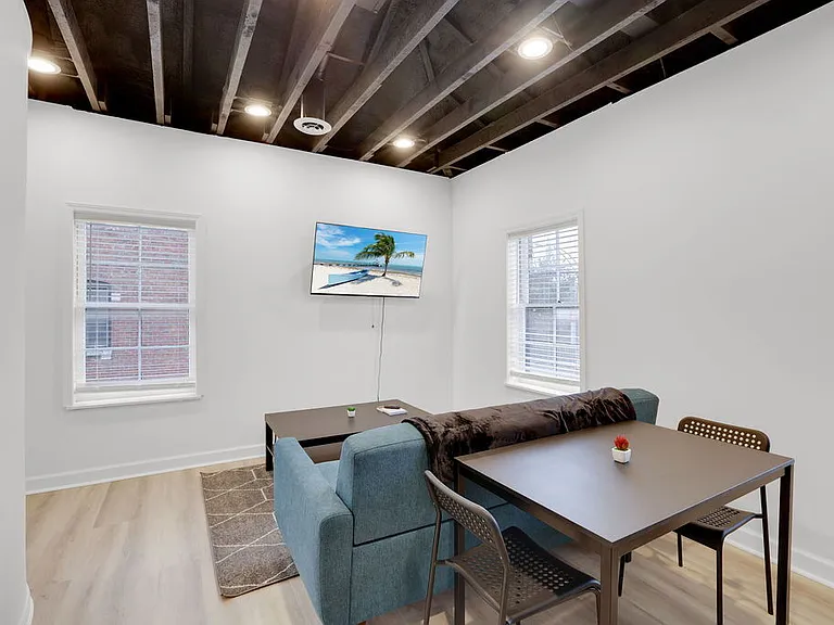 145 E Livingston Ave #C — Photo 5