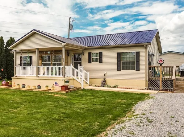 12 Ridgecrest Way, Flemingsburg, KY 41041