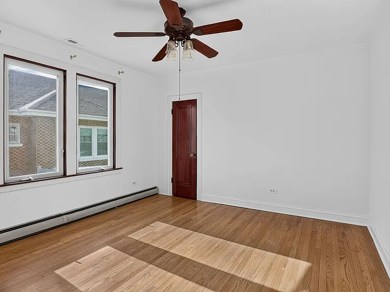 708 McCarthy Rd — Photo 10