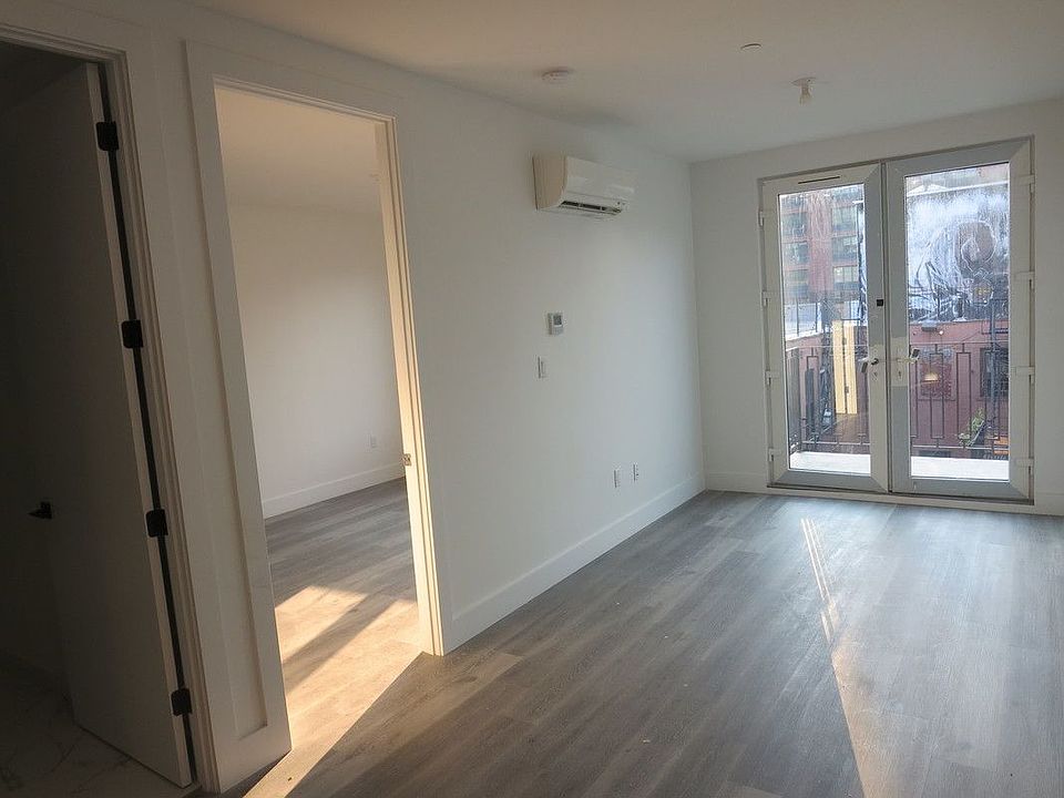 1st image of 428 Wythe Ave #5J