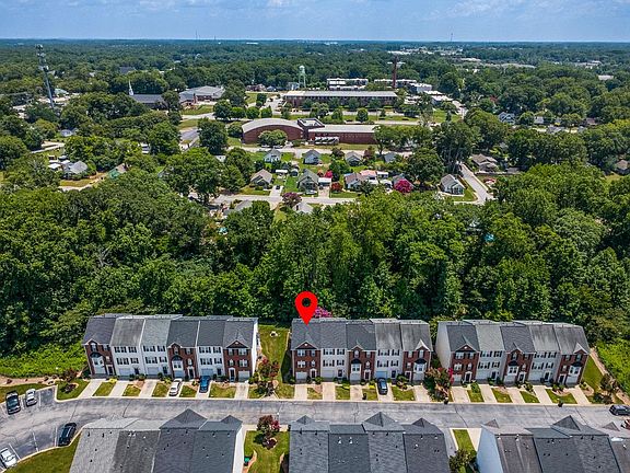 2nd image of 37 Heritage Oak Way
