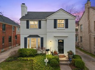 430 McKinley Ave, Grosse Pointe Farms, MI 48236