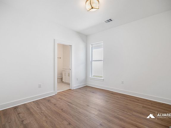 3rd image of 14446 Caroline Way