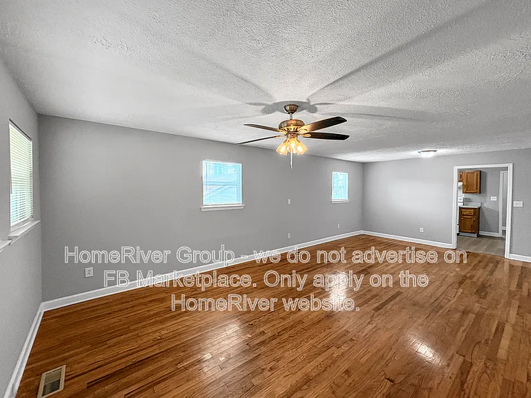 108 Beech St — Photo 4