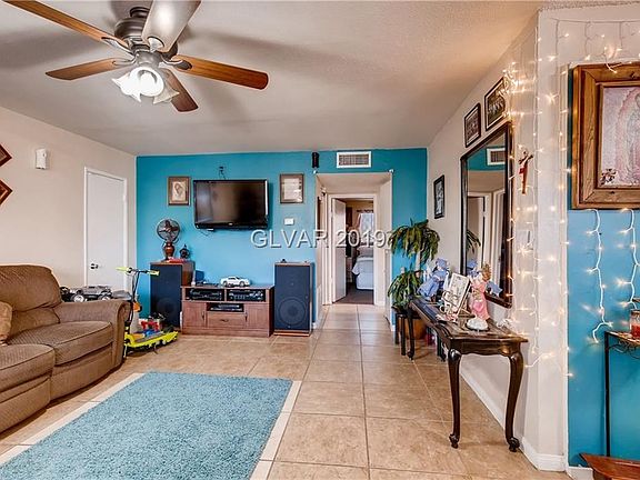 2nd image of 506 Kolson Cir