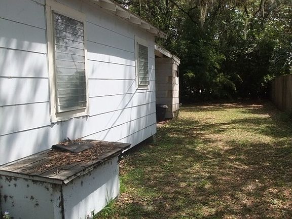 3rd image of 4579 County Road 303