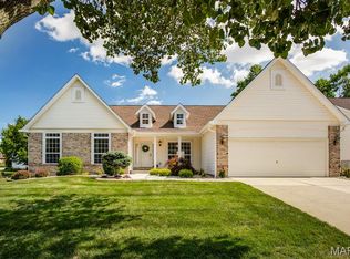 3555 Somerset Hills Dr, Saint Charles, MO 63303