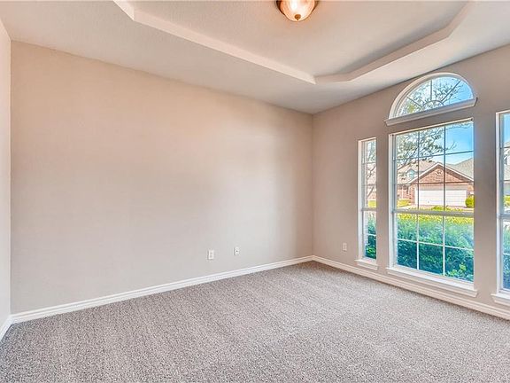5th image of 4501 Southbend Dr