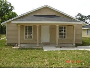 1st image of 1813 NE 8th Ave