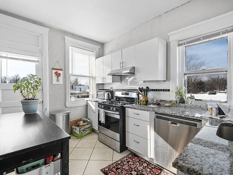 6018 Westminster Pl — Photo 9