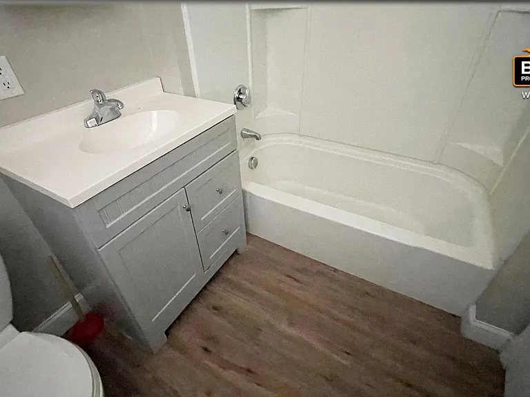 46 Myrtle Ave — Photo 9