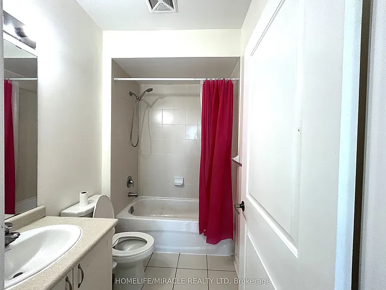 7400 Markham Rd #423 — Photo 29