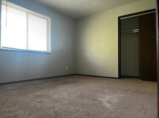 1630 W 42nd St APT 14, Davenport, IA 52806