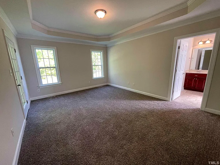 112 Worthington Ct — Photo 22