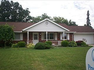 1st image of 113 Royal Oaks Dr
