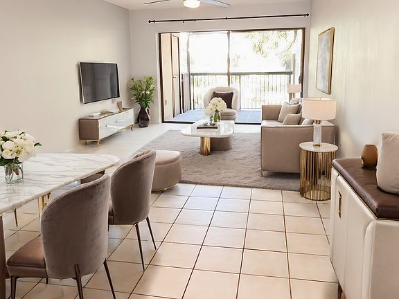 Living/eating area