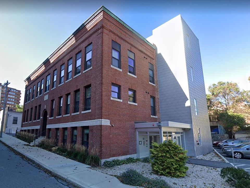 2nd image of 10 Merrymount Rd APT 306
