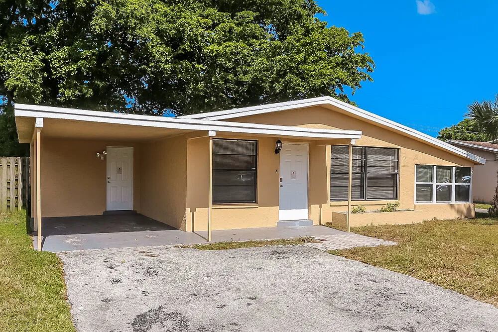 3 bed, 1.0 bath, 900 sqft, $2,480 — Photo 3