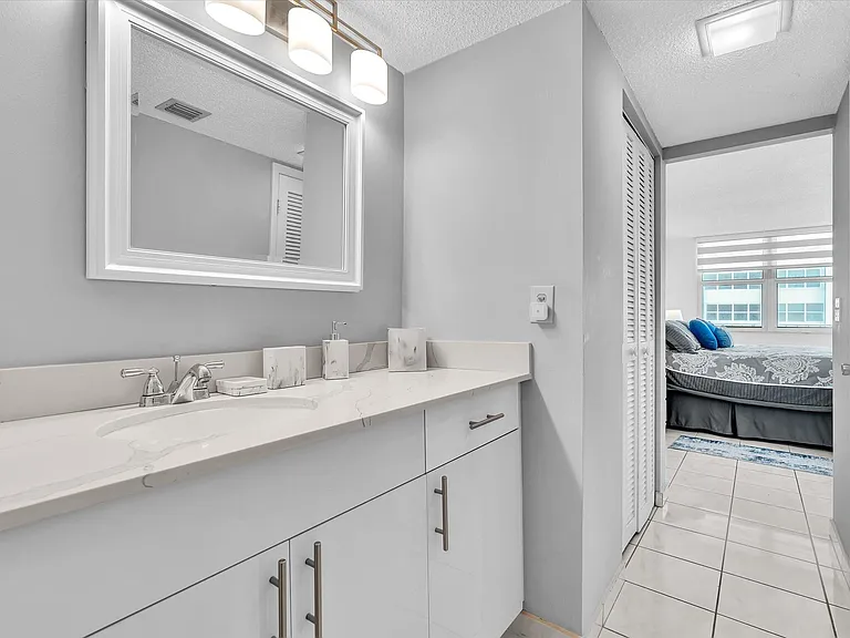 1410 S Ocean Dr #1103 — Photo 26