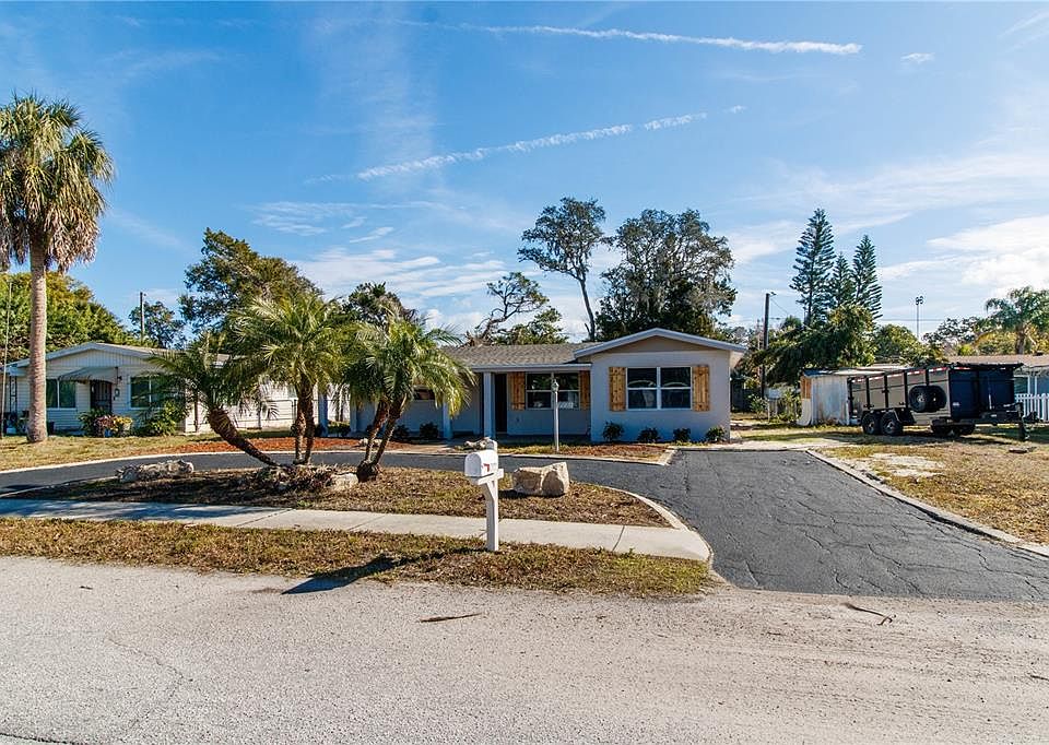 1st image of 7122 Astor Dr